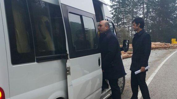 İlçe Milli Eğitim Müdürü Mehmet AZAK Taşımalı Eğitim Servis Araçlarını Denetledi.